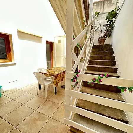 Nonna Landa Holiday home *